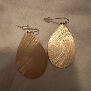 Nordstrom gold tear drop earrings